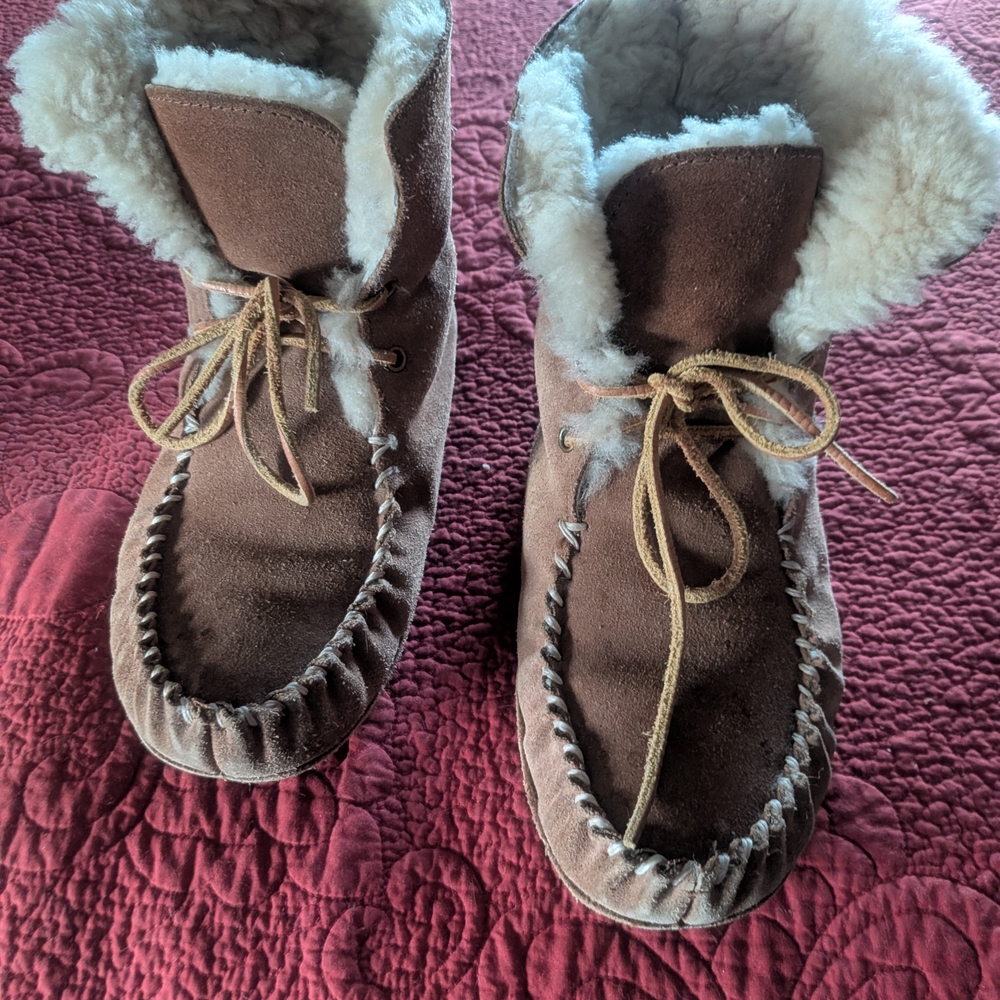 Acorn Moccasin Slippers - Picture 2 of 9